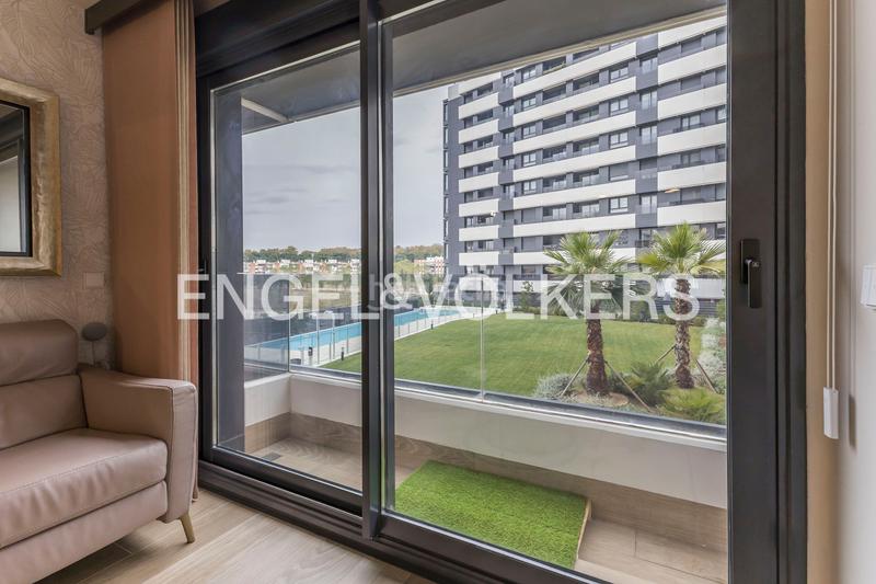 Foto f9421942-5e28-4f2c-b871-d2b379b6ccea. Appartement mit heizung parking pool in Imperial Madrid
