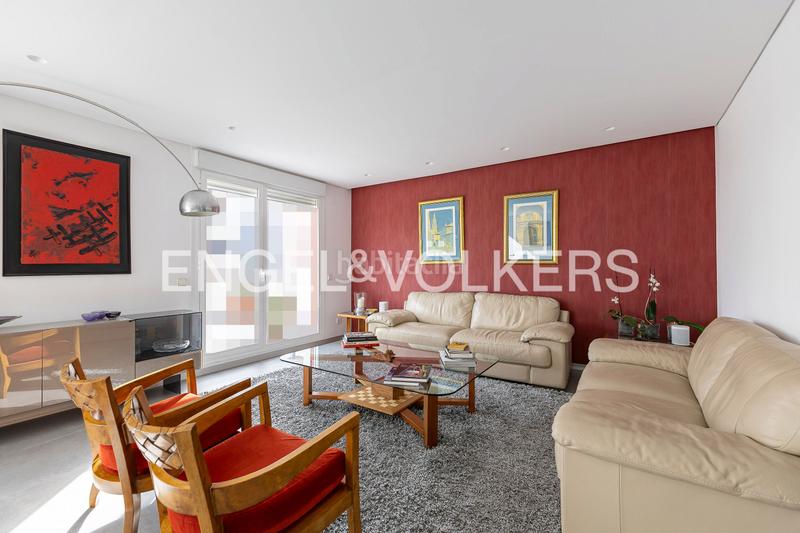 Foto 23ff01de-0de8-4a8c-9b2a-ce6997d3bf42. Duplex con riscaldamento parcheggio piscina in Monte el Pilar Majadahonda