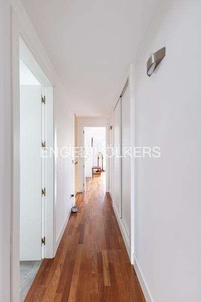 Foto 3c987503-4788-4627-81e2-35e8ca42d017. Duplex con riscaldamento parcheggio piscina in Monte el Pilar Majadahonda