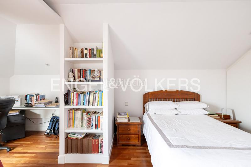 Foto 4b74ed41-dda5-4160-9326-7996249e9410. Duplex con riscaldamento parcheggio piscina in Monte el Pilar Majadahonda