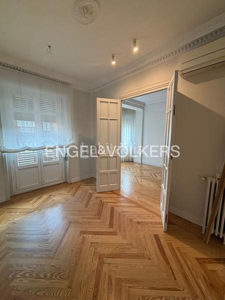 Foto 6d0a25b3-804d-4a70-8bba-48823082e879. Apartament amb calefacció a Universidad-Malasaña Madrid