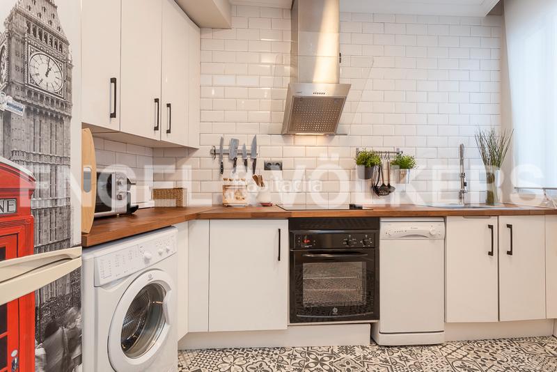 Foto 6a62ebad-a43b-49f4-be6e-b7b1aa860d65. Rent apartment with heating in Goya Madrid