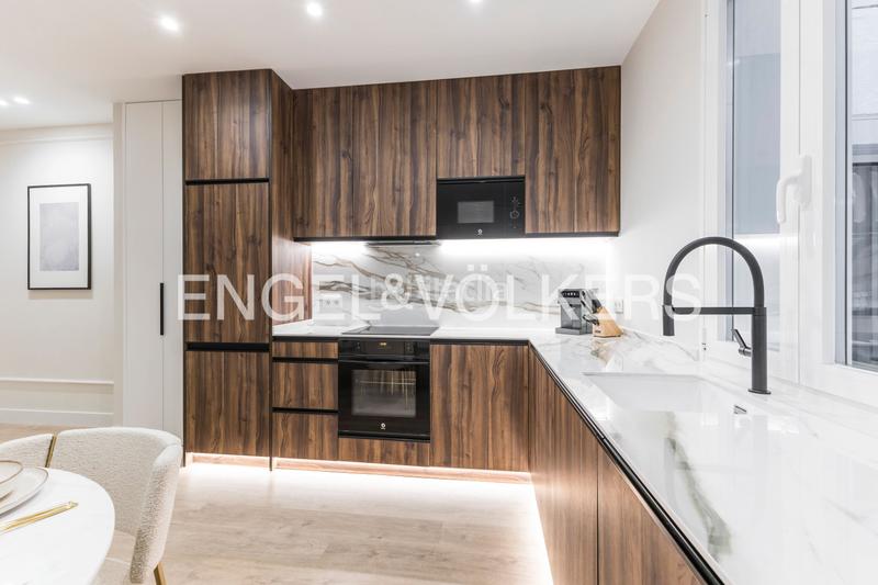 Foto bf8e8ad9-3601-4546-a163-634581503c7e. Lloguer apartament amb calefacció a Ibiza Madrid