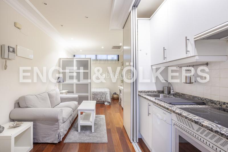 Foto 37e1b136-6035-41d2-b105-5d9a7a2bae8a. Miete studiowohnung mit heizung in Almagro Madrid