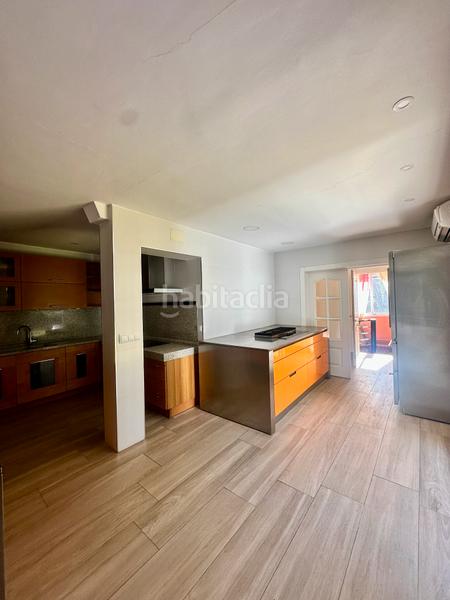 Foto f8c9abfd-59e5-4e7b-9e69-4eda12d52867. Casa amb calefacció aparcament a Parquelagos-Puente Nuevo Galapagar