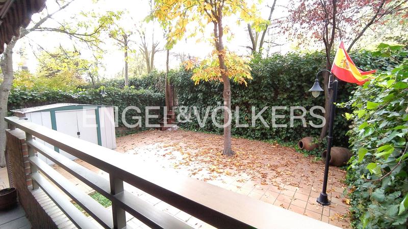 Foto a045705c-6942-448b-b572-76902f661824. Alquiler apartamento amplio y luminoso bajo en Avenida Europa Pozuelo de Alarcón