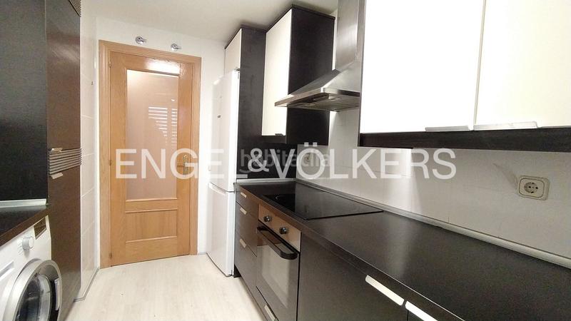 Foto d0192059-2e4c-4b31-aa69-f743c4006f29. Lloguer apartament amb calefacció aparcament piscina a Pozuelo de Alarcón