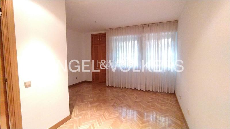 Foto f9a912bd-3826-4cf1-b162-769230b79d6a. Lloguer apartament amb calefacció aparcament piscina a Pozuelo de Alarcón