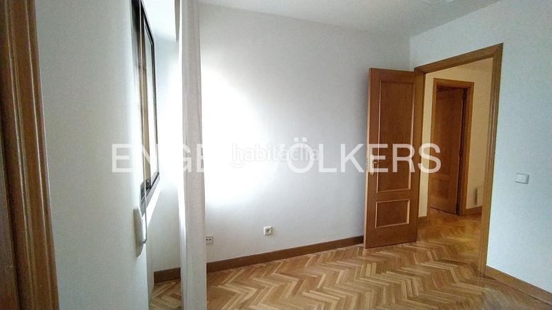 Foto ccab9ce6-c046-4a3f-b2fb-4d2e6a9db123. Location appartement avec chauffage parking piscine dans Pozuelo de Alarcón