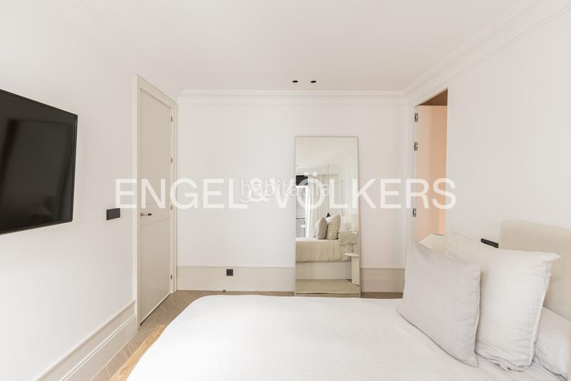 Foto 393dd8f6-a4a2-464d-a1c5-7d88bdcdcd21. Piccolo appartamento con riscaldamento in Universidad-Malasaña Madrid