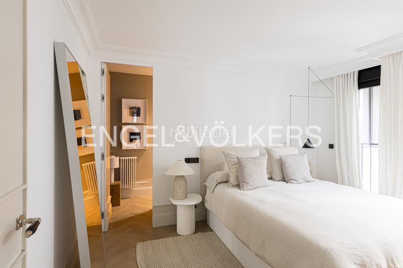 Foto 6108f87e-2193-4ef8-a0bb-4ff57827414f. Piccolo appartamento con riscaldamento in Universidad-Malasaña Madrid