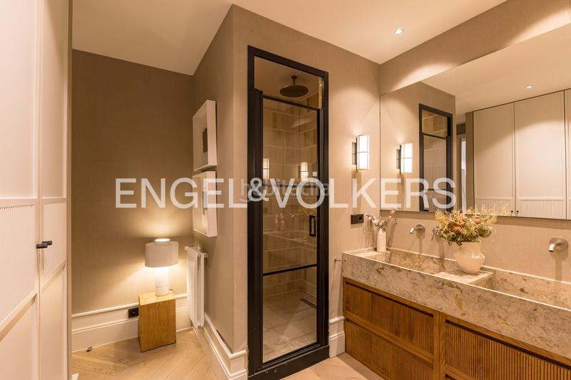 Foto ad7bd01b-2f83-4f8c-8f0c-c235caade29b. Piccolo appartamento con riscaldamento in Universidad-Malasaña Madrid