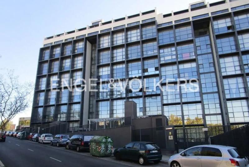 Foto e9be056d-dca5-4c66-9175-d435cd4a27db. Rent loft with heating parking pool in Polígono Industrial Sur San Sebastián de los Reyes