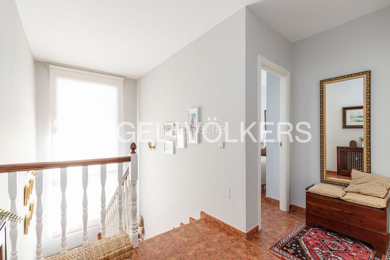 Foto 191fdf26-bf05-44c8-8337-286ed2aadb3e. Casa magnífico chalet en jarabeltran en Pino Alto-Navarredonda Valdemorillo