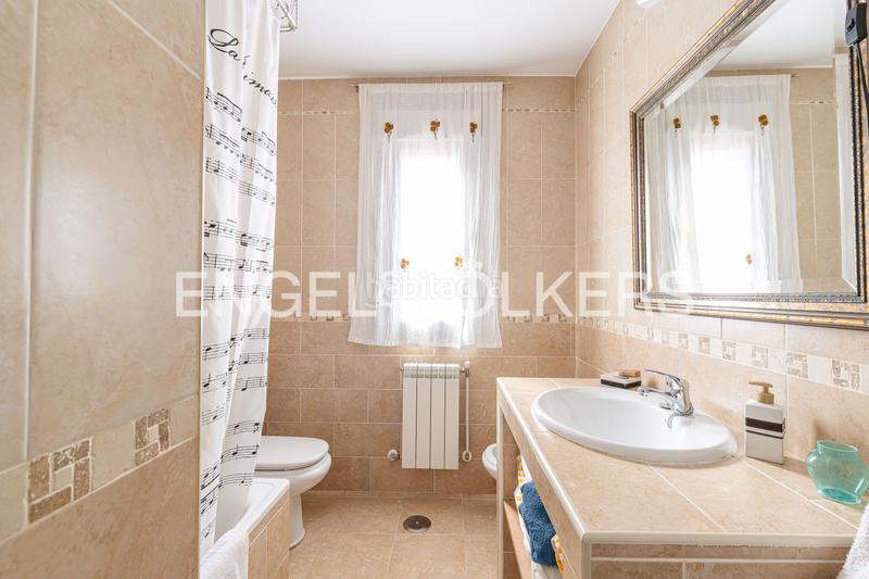 Foto e10d96a3-67e6-4986-bf3c-46156c99455a. Casa magnífico chalet en jarabeltran en Pino Alto-Navarredonda Valdemorillo