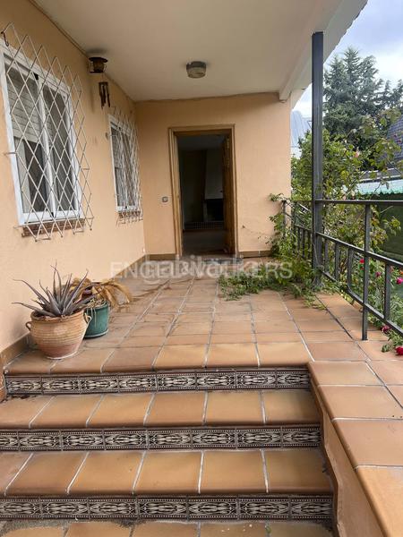 Foto b5bdfd8b-ebaa-4250-be97-9379c40bc95b. Casa con riscaldamento parcheggio piscina in Pueblo Pozuelo de Alarcón