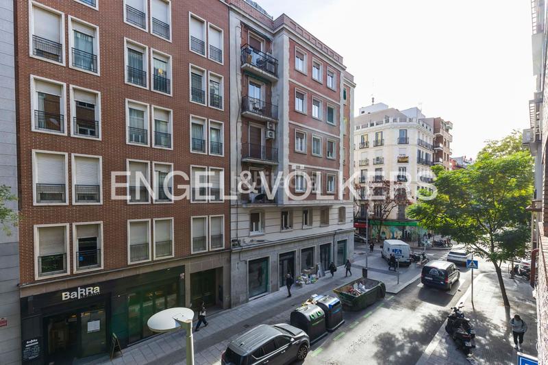 Foto a4c24159-1195-4aaa-9572-b05e450f3d32. Miete appartement mit heizung in Ríos Rosas-Nuevos Ministerios Madrid