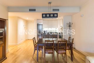 Location Appartement à Guindalera. Estupendo piso exterior con terraza, garaje y trastero en barrio