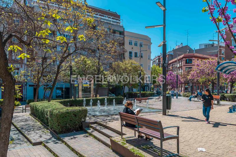 Foto dbbd2168-eb2e-4101-897b-885a36f69d42. Lloguer apartament amb calefacció aparcament a Guindalera Madrid