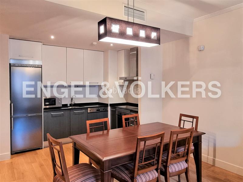 Foto b02afbe6-1953-4c53-acfb-1841c580a28c. Rent apartment with heating parking in Guindalera Madrid