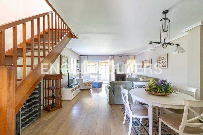 Foto b15db243-c1c4-4f9b-9d8d-34532d7b7635. Rent semi detached house with heating in Becerril de la Sierra