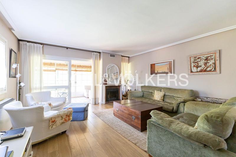 Foto f858da68-e986-4866-b1dd-f298e0ea52ca. Rent semi detached house with heating in Becerril de la Sierra