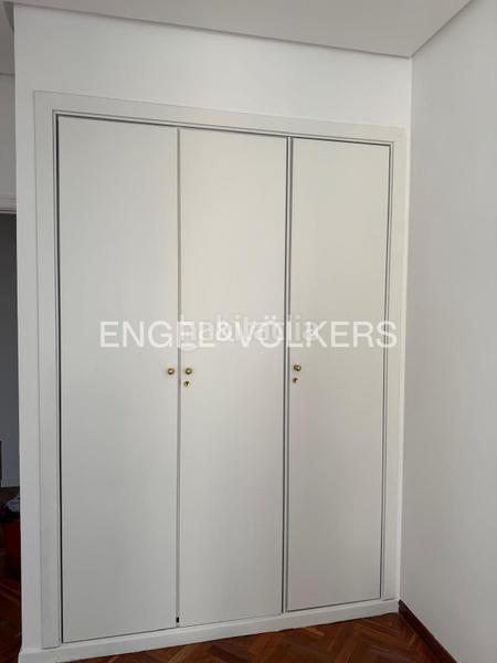 Foto 8c36eeeb-d043-42b1-965f-0a1ddabfb65d. Miete appartement mit heizung in Sol Madrid