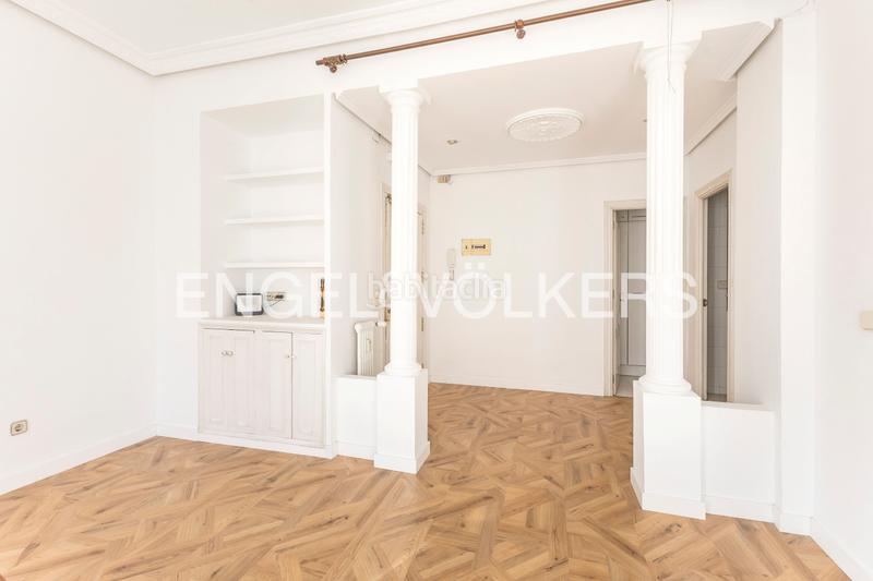 Foto fe9c65f5-d286-4180-8550-f908616f48fe. Alquiler apartamento luminoso piso de 1 habitación en excelente ubicación en Madrid