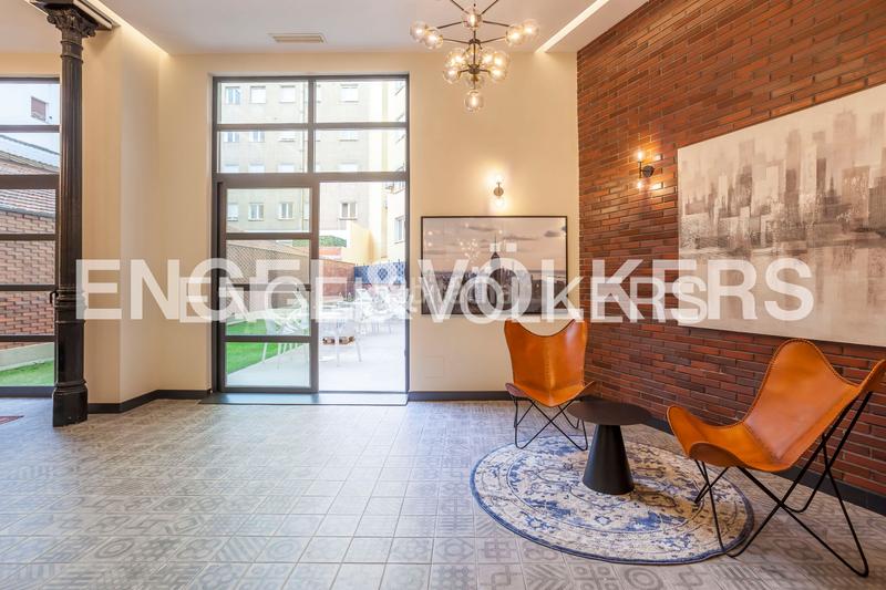 Foto ec1465ca-c709-4fca-a474-dc776da9ab10. Alquiler apartamento piso amueblado con piscina y garaje en Madrid