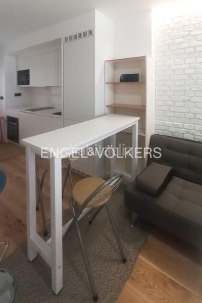 Foto 01d6955b-78a5-48d4-b6dd-229fa3a1e48f. Lloguer apartament amb calefacció aparcament piscina a Madrid