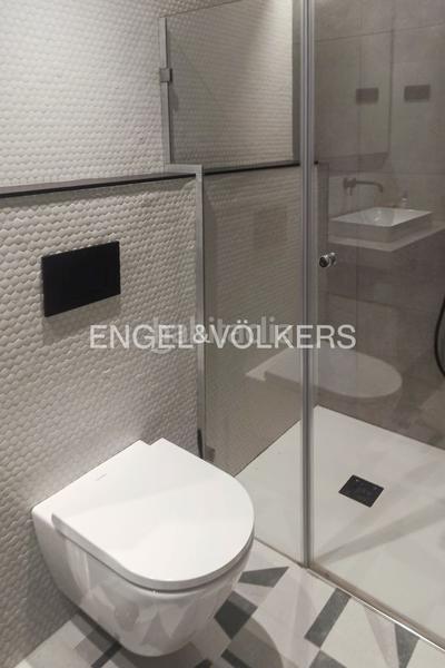 Foto b11541b4-2934-4867-9632-07344d360be6. Lloguer apartament amb calefacció aparcament piscina a Madrid