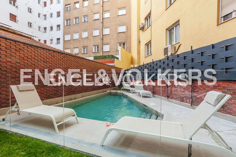 Foto fd4bf035-d0b6-441b-aac2-d2fb80f0fdef. Lloguer apartament amb calefacció aparcament piscina a Madrid
