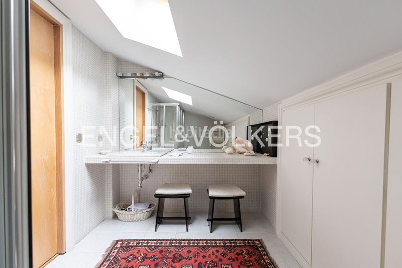 Foto a901acf6-8c22-44cc-9819-b753e683fbd1. Duplex con riscaldamento parcheggio piscina in el soto de La Moraleja La Moraleja