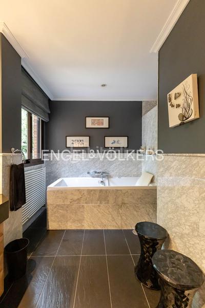 Foto cfa55d5f-00cf-4847-86e5-a97cd7c79181. Duplex con riscaldamento parcheggio piscina in el soto de La Moraleja La Moraleja