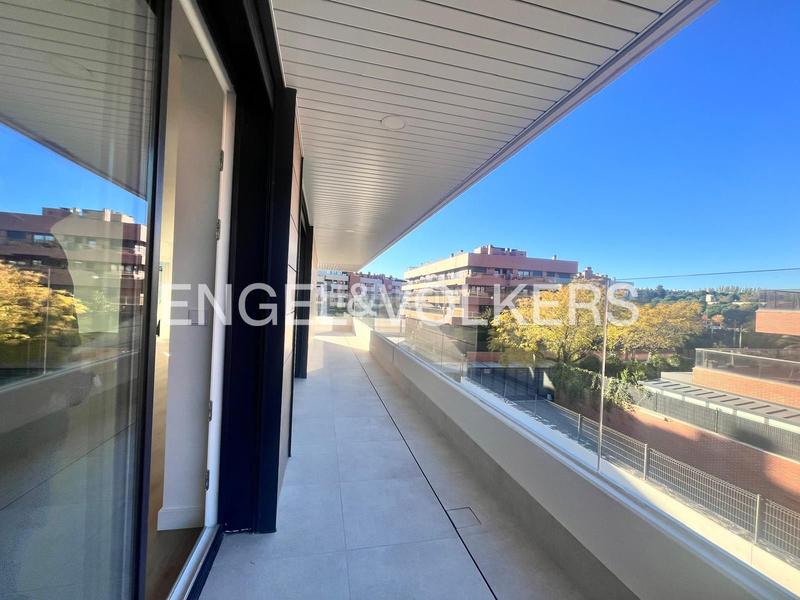 Foto 62aef9b1-f825-4e5e-9c38-8fcd5854c0dd. Rent apartment with heating parking pool in Prado de Somosaguas Pozuelo de Alarcón