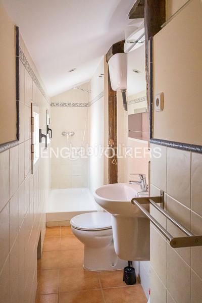 Foto 455bc76d-65f9-411f-b552-85a6ca46416b. Piccolo appartamento con riscaldamento in Palacio Madrid