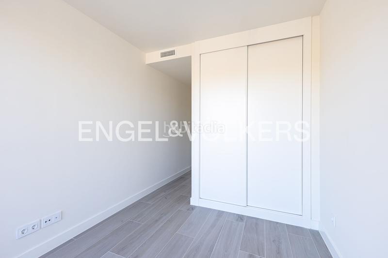 Foto 87615b58-9f61-4859-a6de-a11fd7c7430e. Haus mit heizung parking pool in primera fase-nuevo Tres Cantos Tres Cantos