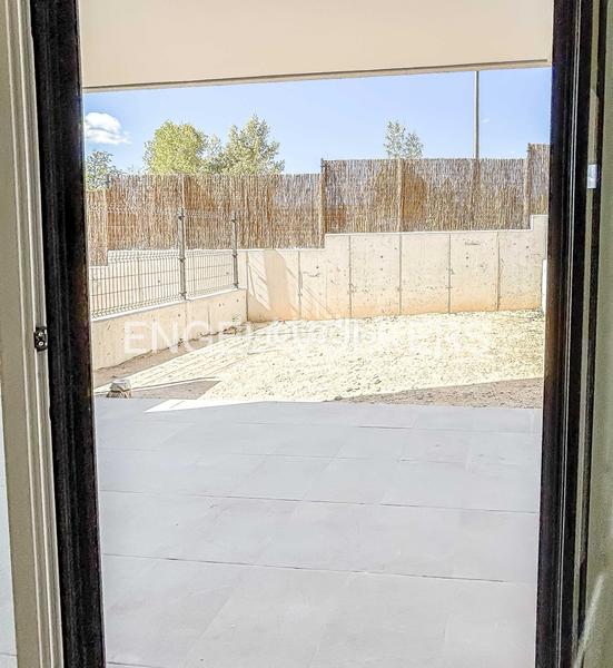 Foto 8b9a3322-4ea3-4a73-9d5c-11a0c2f07f62. Haus mit heizung parking pool in primera fase-nuevo Tres Cantos Tres Cantos