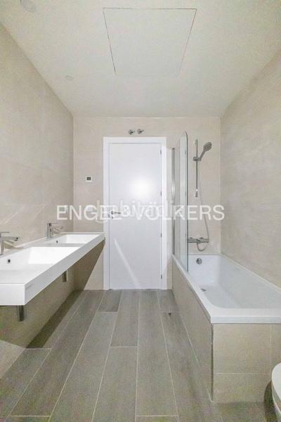 Foto 9c07423b-0cab-49ca-88d9-f555c02496f6. Haus mit heizung parking pool in primera fase-nuevo Tres Cantos Tres Cantos