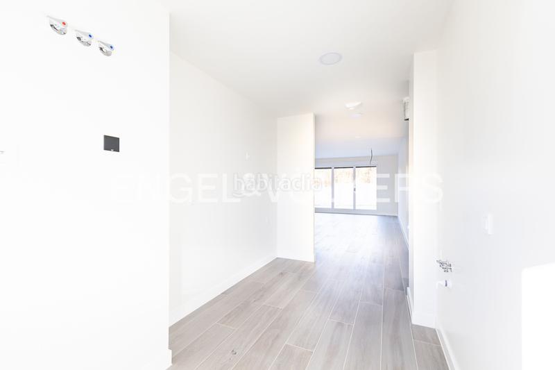 Foto c34dfca3-9cee-431f-a54a-4e91db517526. Haus mit heizung parking pool in primera fase-nuevo Tres Cantos Tres Cantos