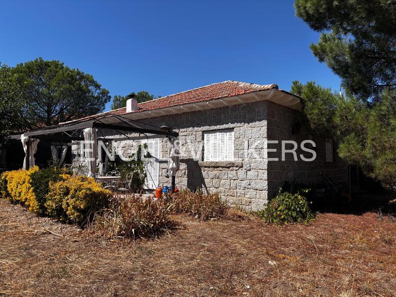 Foto 919d528d-be05-4d5e-b4da-9ec8e6f35d87. Casa oportunidad única chalet independiente sobre parcela segregable en 3 fincas edificables en Galapagar