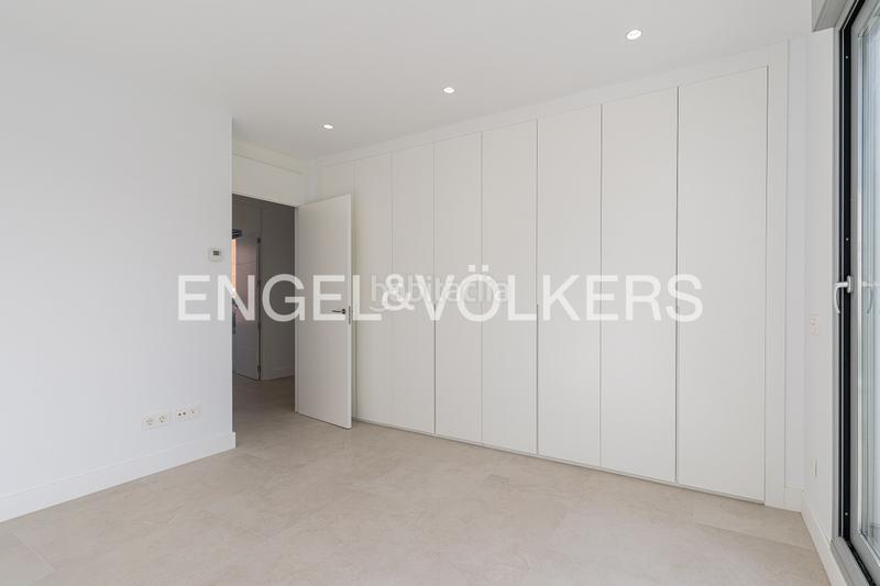 Foto 0dd85113-46a1-481a-8b85-7966cc4845fb. Casa adossada amb calefacció aparcament piscina a Pozuelo de Alarcón