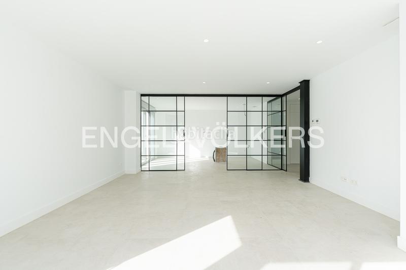 Foto 4a99a9fe-5671-4c8e-909d-349096c00f03. Casa adossada amb calefacció aparcament piscina a Pozuelo de Alarcón