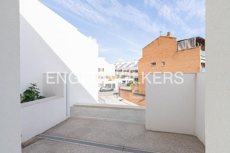 Foto 61a38a03-db48-4d9d-822e-723f89eb3404. Casa adossada amb calefacció aparcament piscina a Pozuelo de Alarcón