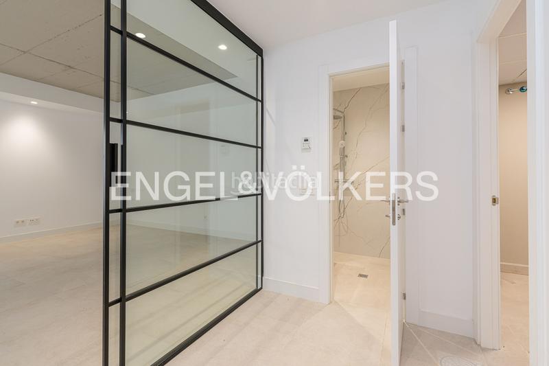 Foto 7bd8a7bd-5a84-44a5-b612-835cfb861c01. Casa adossada amb calefacció aparcament piscina a Pozuelo de Alarcón