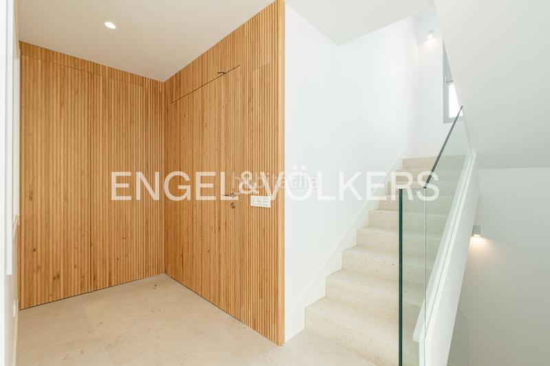 Foto aa2e77ab-7154-4b47-8f10-698f01d2d431. Casa adossada amb calefacció aparcament piscina a Pozuelo de Alarcón