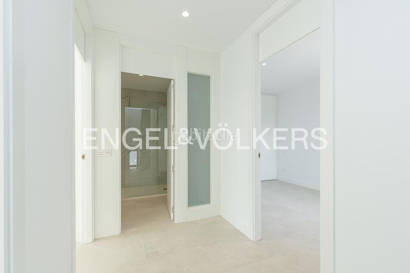 Foto ffa094f0-f715-43ed-b81c-a1529c535eb5. Casa adossada amb calefacció aparcament piscina a Pozuelo de Alarcón