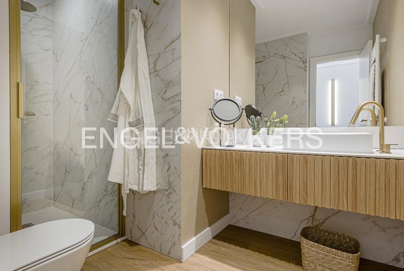 Foto 1d505014-b8cf-46ed-aacc-c04248865a84. Lloguer apartament amb calefacció aparcament a Palacio Madrid