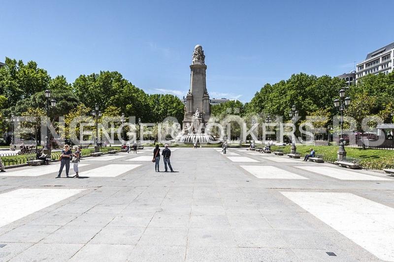 Foto 6a4ebd32-6c65-46b4-b04c-898bdf265ae9. Lloguer apartament amb calefacció aparcament a Palacio Madrid