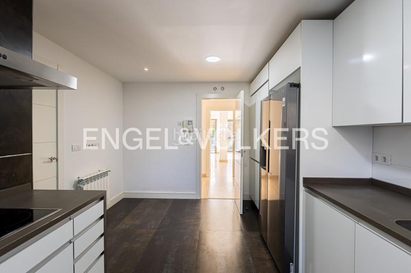 Foto 75fc884f-a17b-4563-b035-c5b7c972aacb. Appartement avec chauffage parking piscine dans Aravaca Madrid